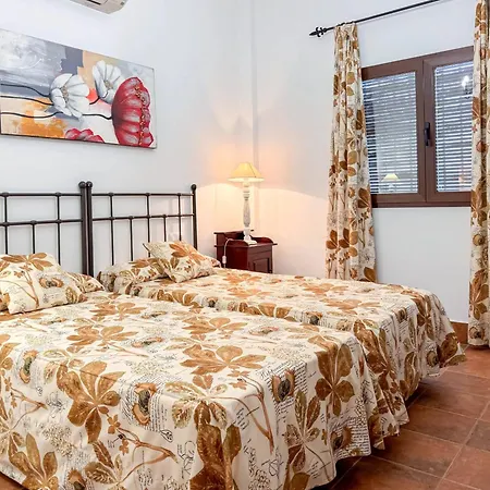 Valsequillo 3* Lepe